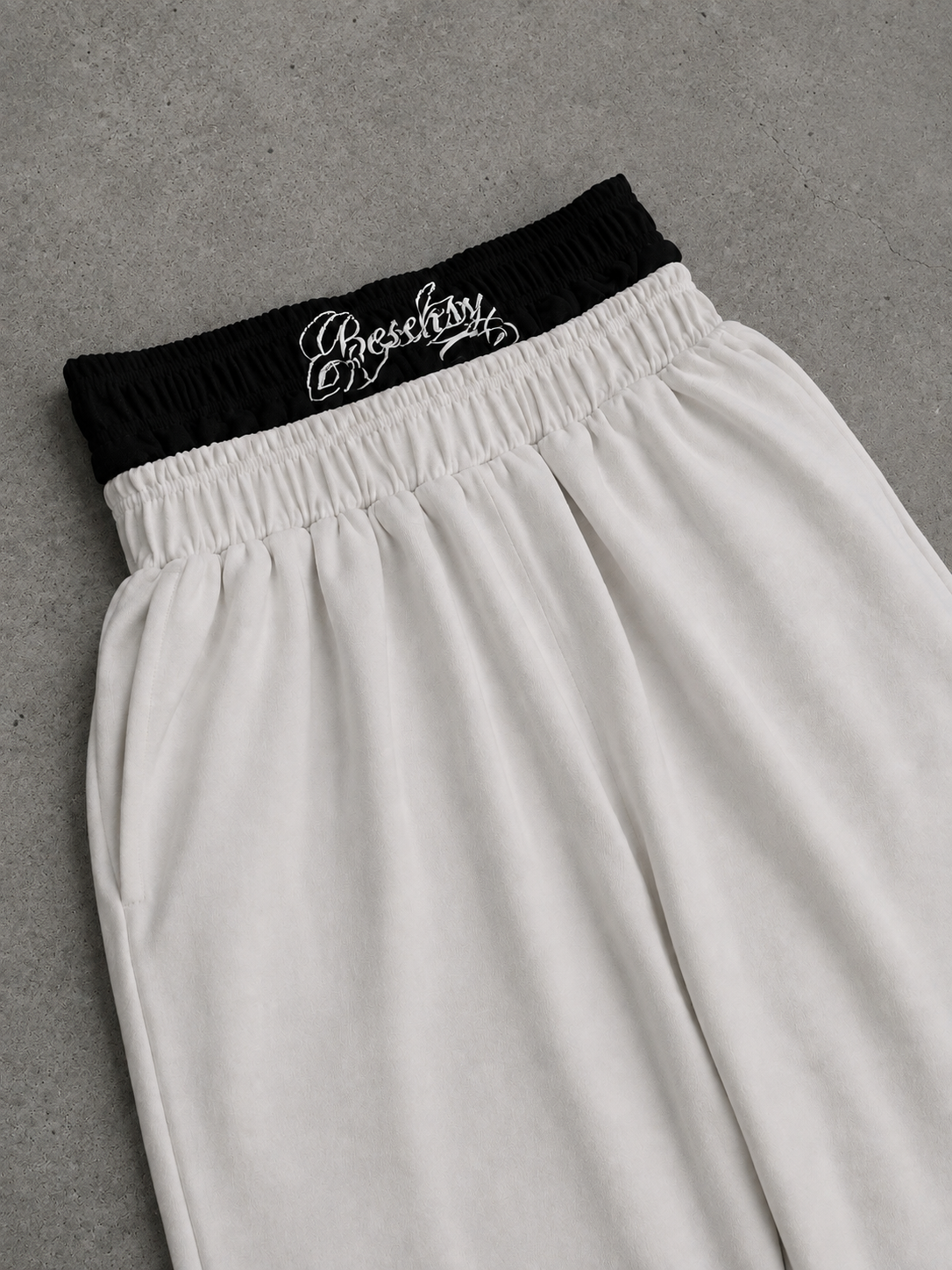 Scriptline White Baggy Pants