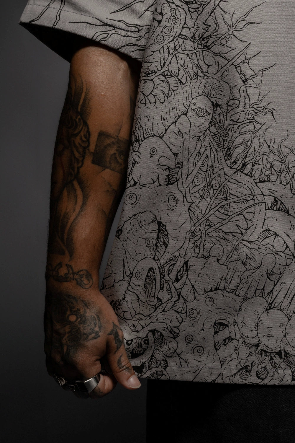 Hexvoid Zipper Tee