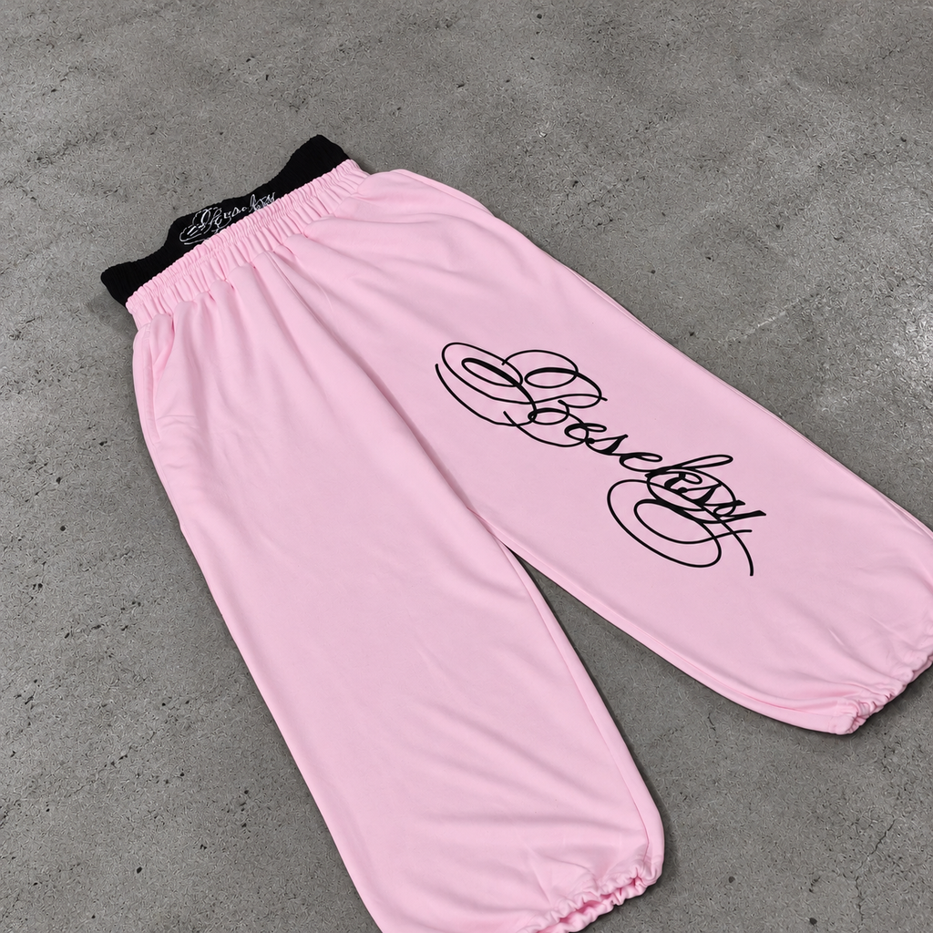 Scriptline Pink Baggy Pants