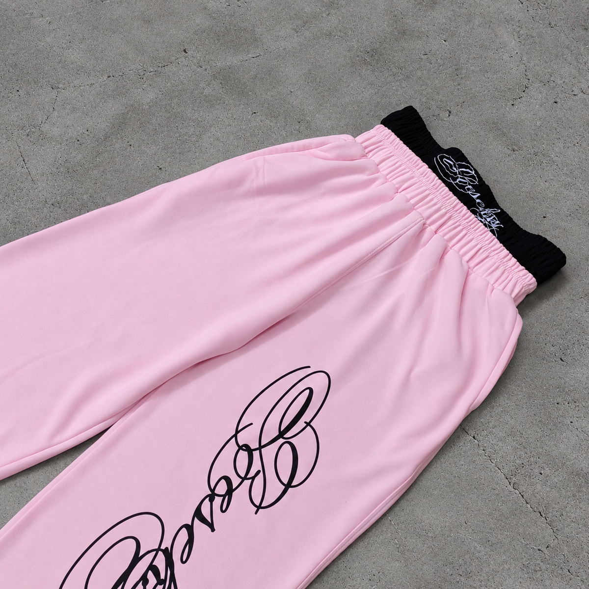 Scriptline Pink Baggy Pants
