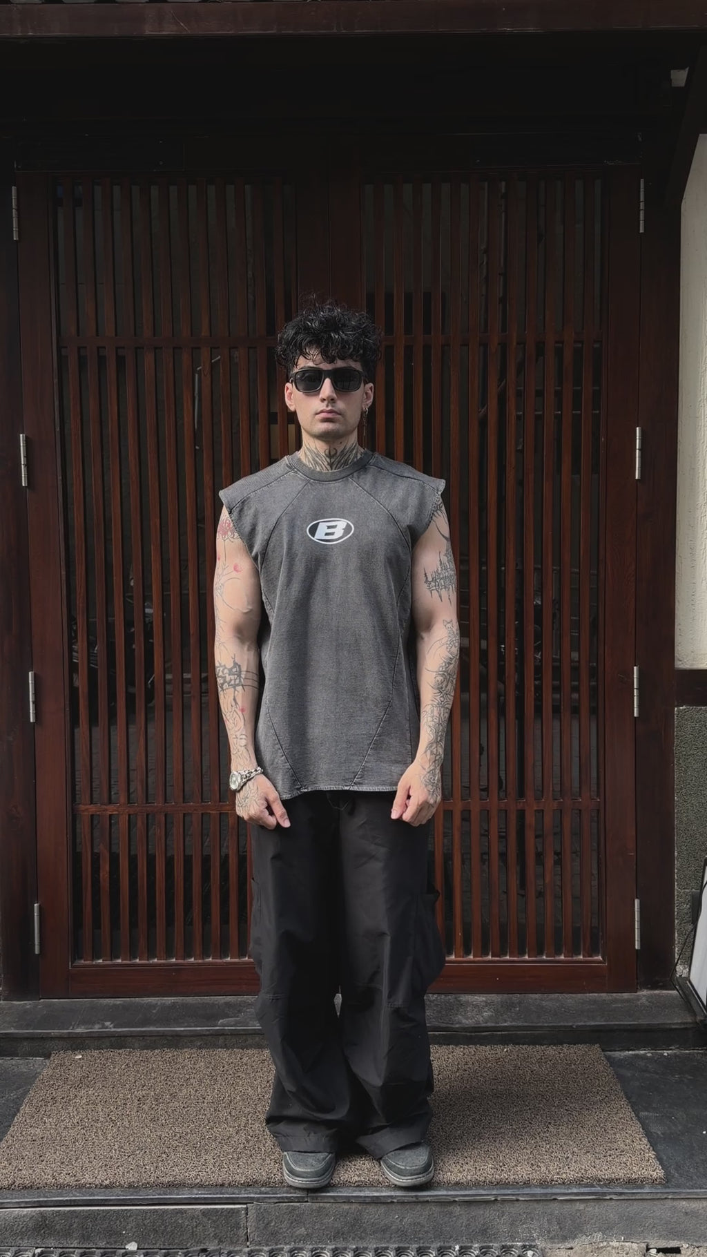 Stealth Arc Vest